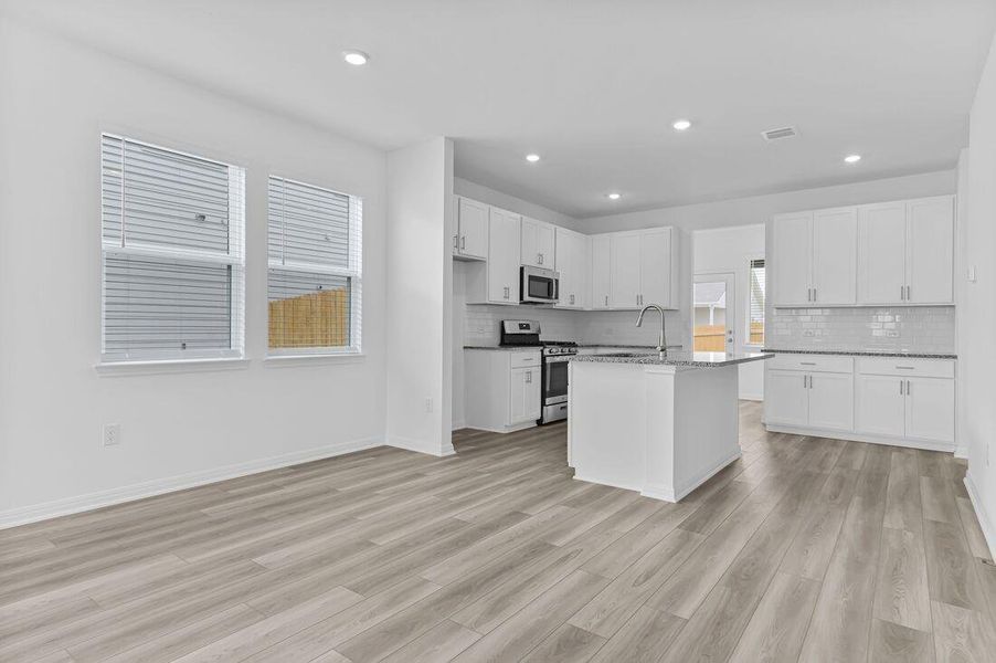 6008 Alfred Acres - Ready Now!