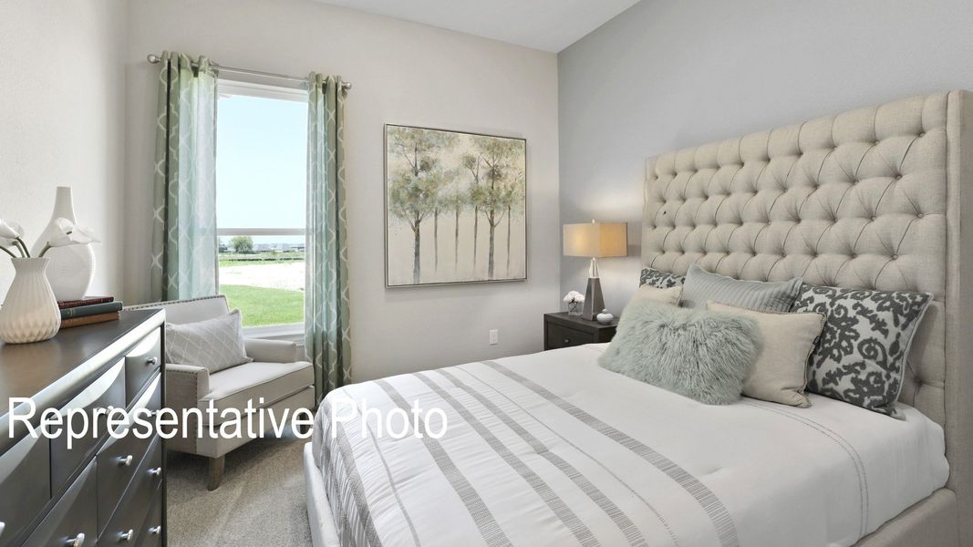 Furnished interior view inside a new home in Ridge Crossing, Waxahachie (Image 16).
