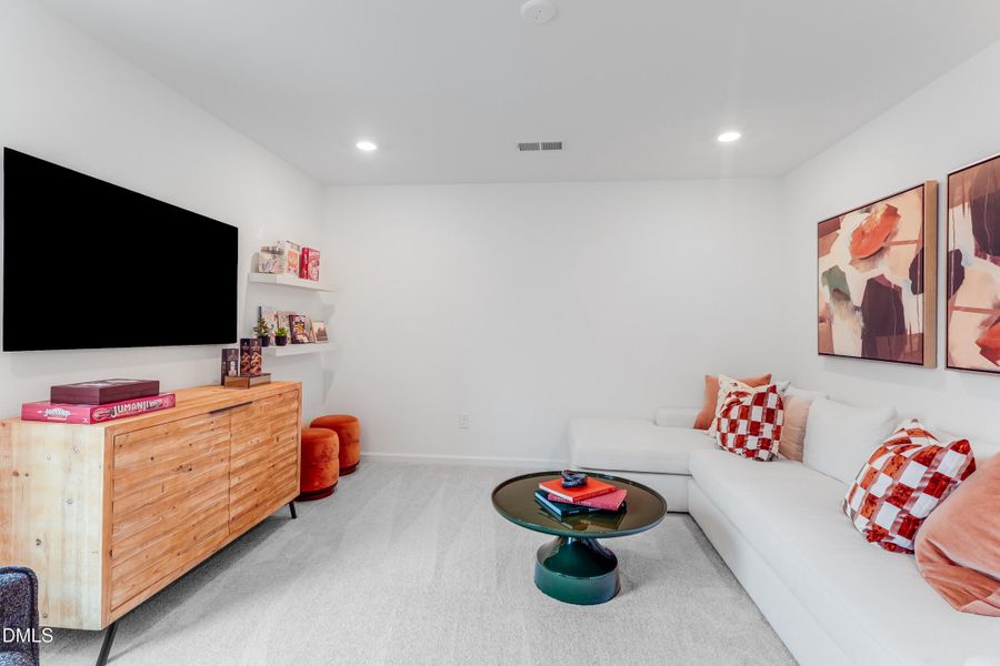 SUN_MyrtleMeadows_Pic_Winston-9