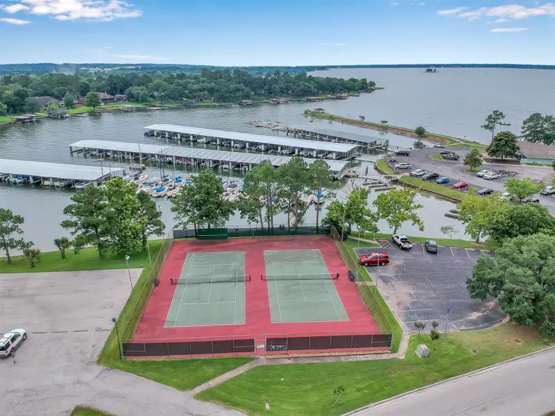 Community tennis courts & marina. Community tennis courts & marina.