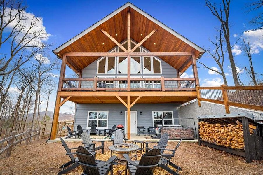 Exterior details and patio area of a home in , Talking Rock (Image 25).