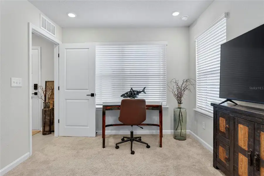 Furnished interior view inside a new home in , Jacksonville (Image 9).