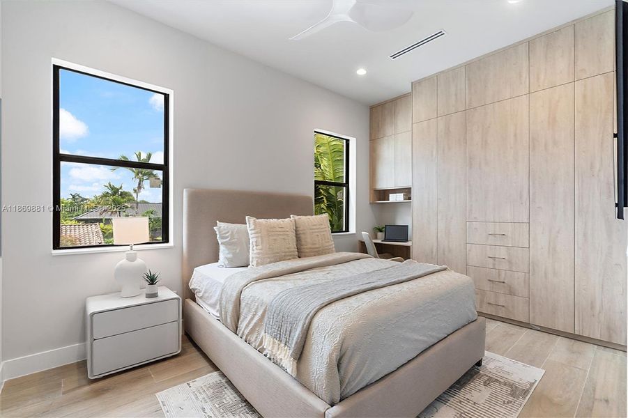 Furnished interior view inside a new home in , Fort Lauderdale (Image 12).