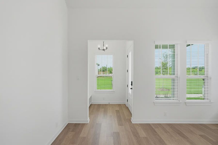 Spacious, unfurnished interior of a new home in The Crossvine, Schertz (Image 18).