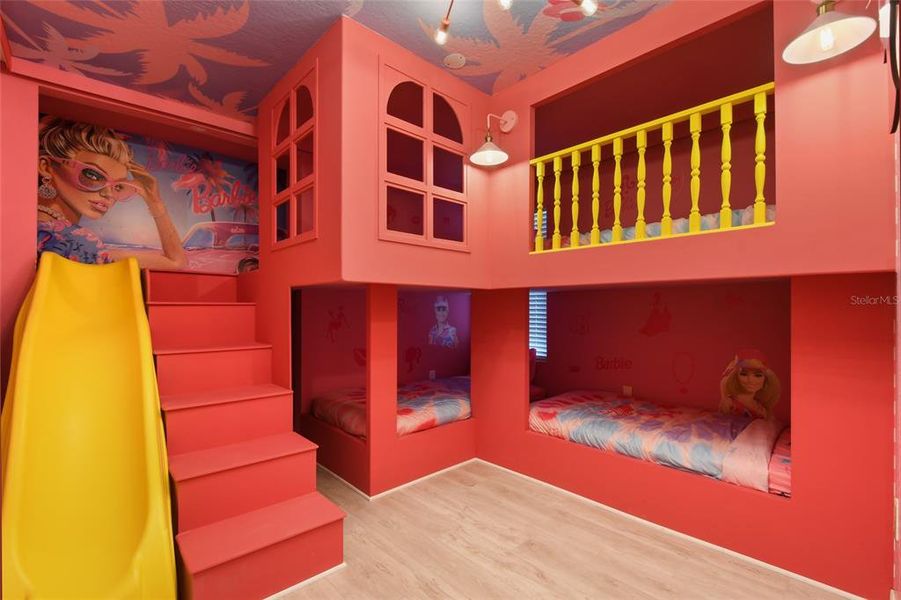 Furnished interior view inside a new home in Windsor Cay Resort, Clermont (Image 11).