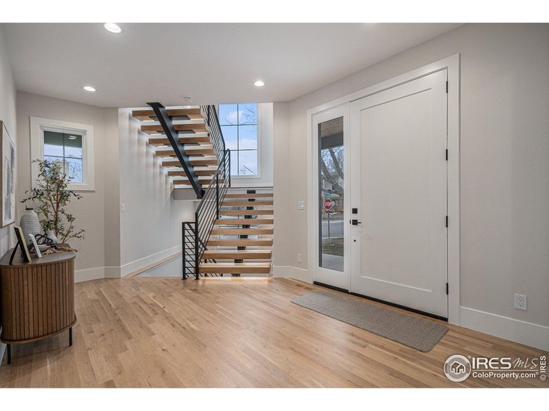 Beautiful Entryway staircase Beautiful Entryway staircase