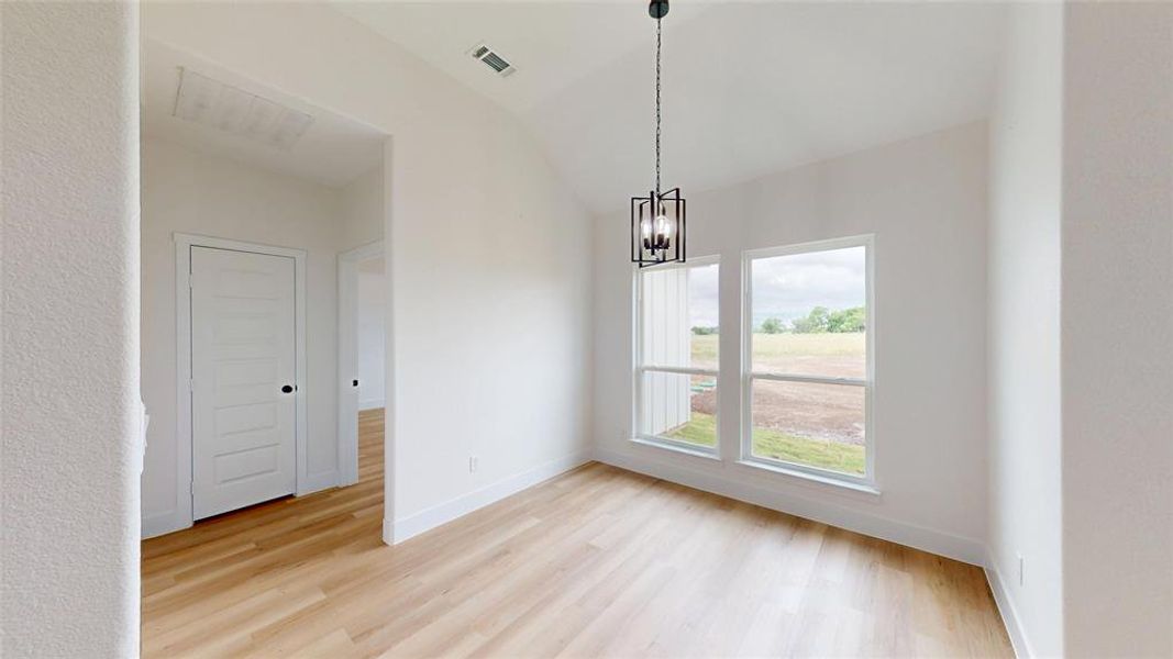Spacious, unfurnished interior of a new home in , Greenville (Image 25).
