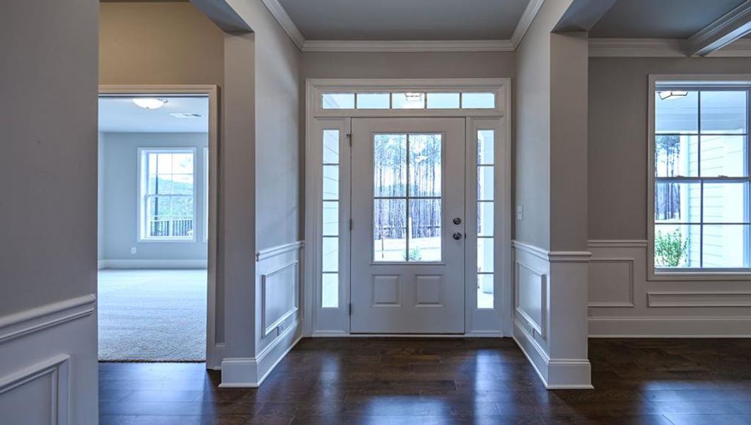 Spacious, unfurnished interior of a new home in Thalley Creek Estates, Cumming (Image 13).