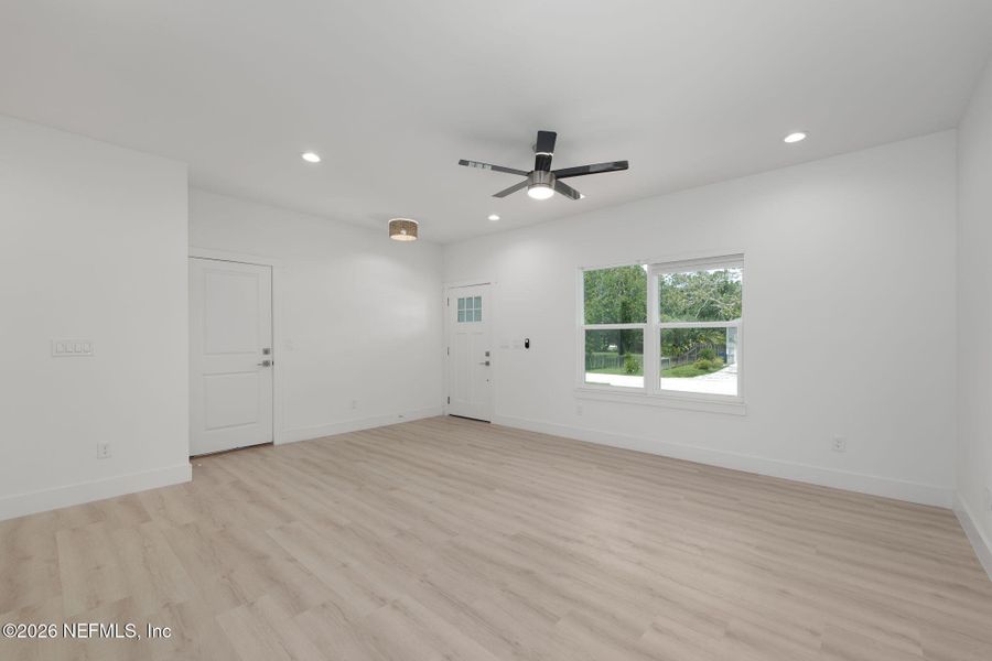 Spacious, unfurnished interior of a new home in , St. Augustine (Image 17).