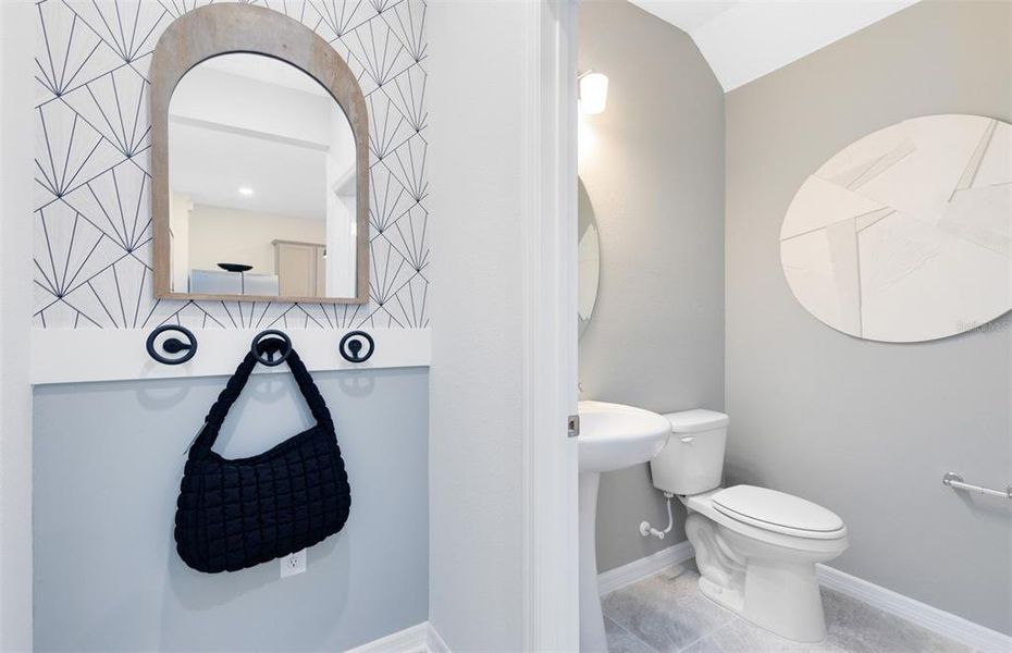 Furnished interior view inside a new home in Silverleaf Oaks, Winter Garden (Image 6). Furnished interior view inside a new home in Silverleaf Oaks, Winter Garden (Image 6).