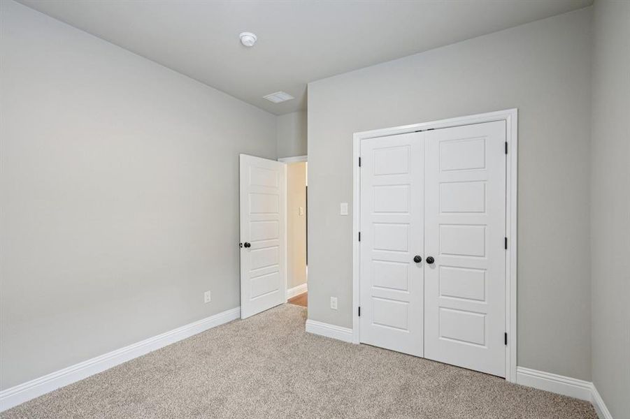 Spacious, unfurnished interior of a new home in , Alvarado (Image 30).