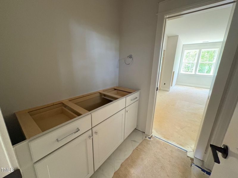 25.05.22 interior 22 25.05.22 interior 22