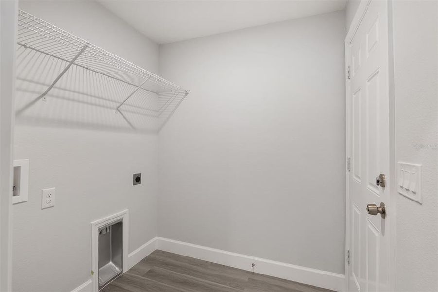 Spacious, unfurnished interior of a new home in , Dunnellon (Image 43).