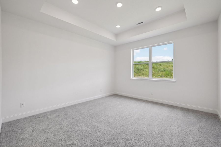 Representative unfurnished interior of a home built from the Macon by Ashton Woods in Ascent at Arbor Ridge, La Vergne (Image 10).