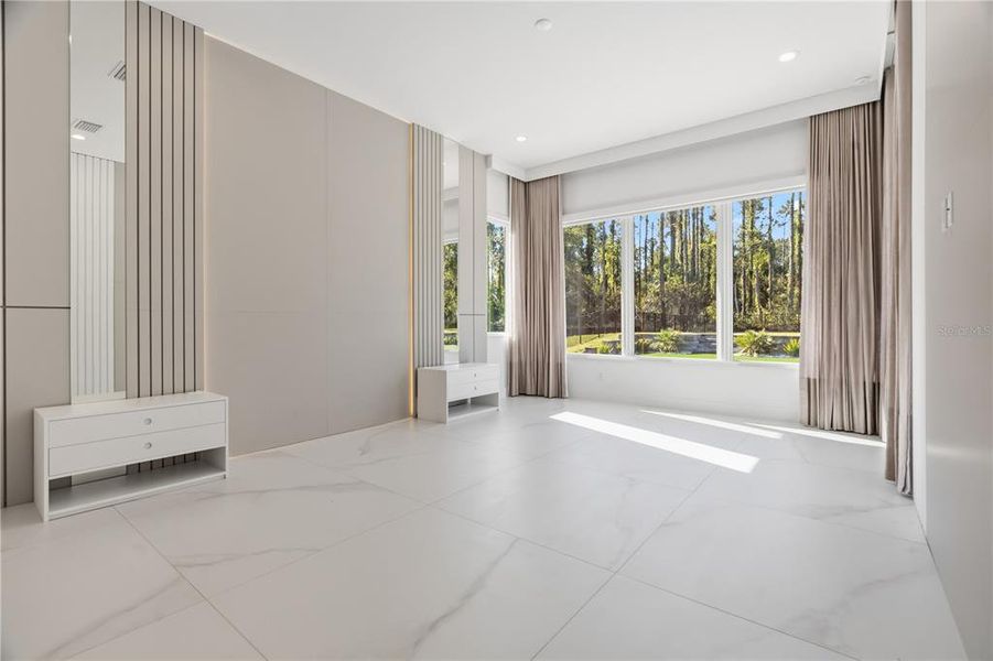 Spacious, unfurnished interior of a new home in , Montverde (Image 57).