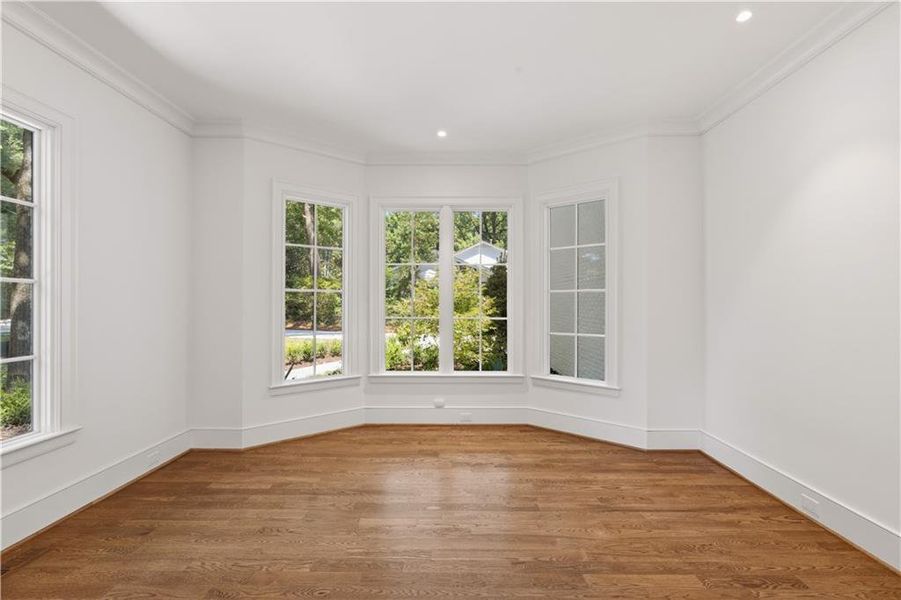 Spacious, unfurnished interior of a new home in , Atlanta (Image 47).
