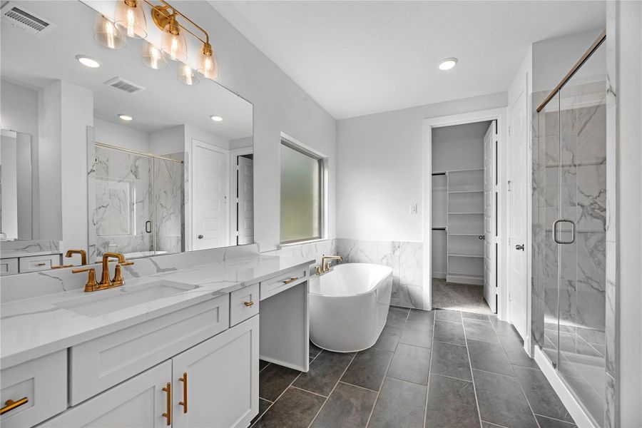 Representative image. Features, selections and colors may vary.