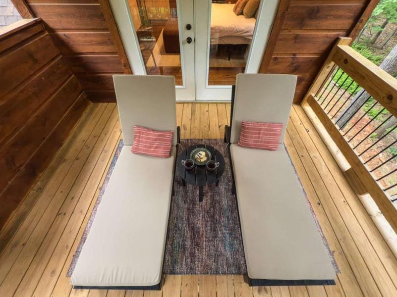 Sample of building materials used in homes in , Blue Ridge (Image 30).