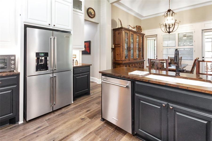 Furnished interior view inside a new home in , Flint (Image 31).