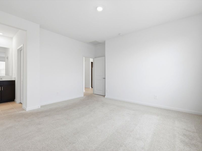 Spacious, unfurnished interior of a new home in Silva Farms - Classic Series, Goodyear (Image 14).