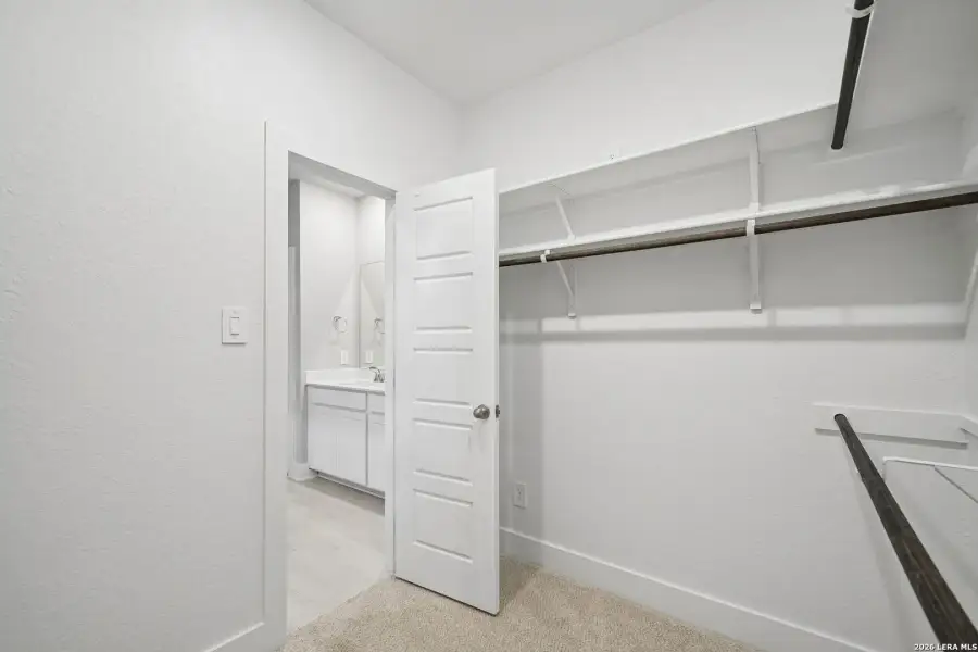 Spacious, unfurnished interior of a new home in Comanche Ridge, San Antonio (Image 34).