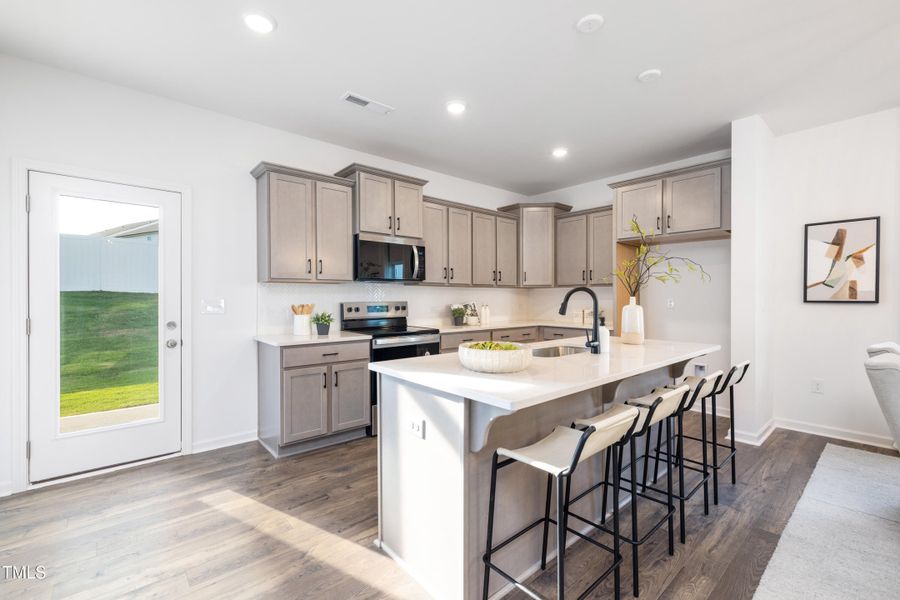 169 Horseshoe Pl, Angier_005