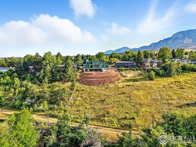 Image 37 of a home in .