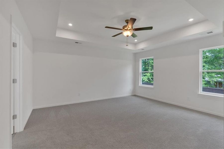 Spacious, unfurnished interior of a new home in The Overlook at Factory Shoals, Mableton (Image 14). Spacious, unfurnished interior of a new home in The Overlook at Factory Shoals, Mableton (Image 14).