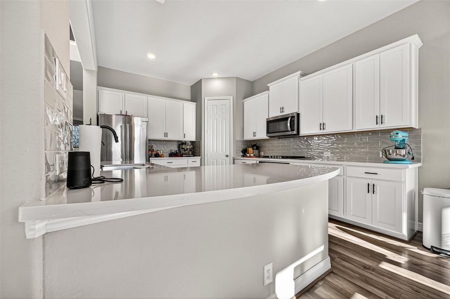 Furnished interior view inside a new home in StoneCreek Estates, Richmond (Image 7). Furnished interior view inside a new home in StoneCreek Estates, Richmond (Image 7).