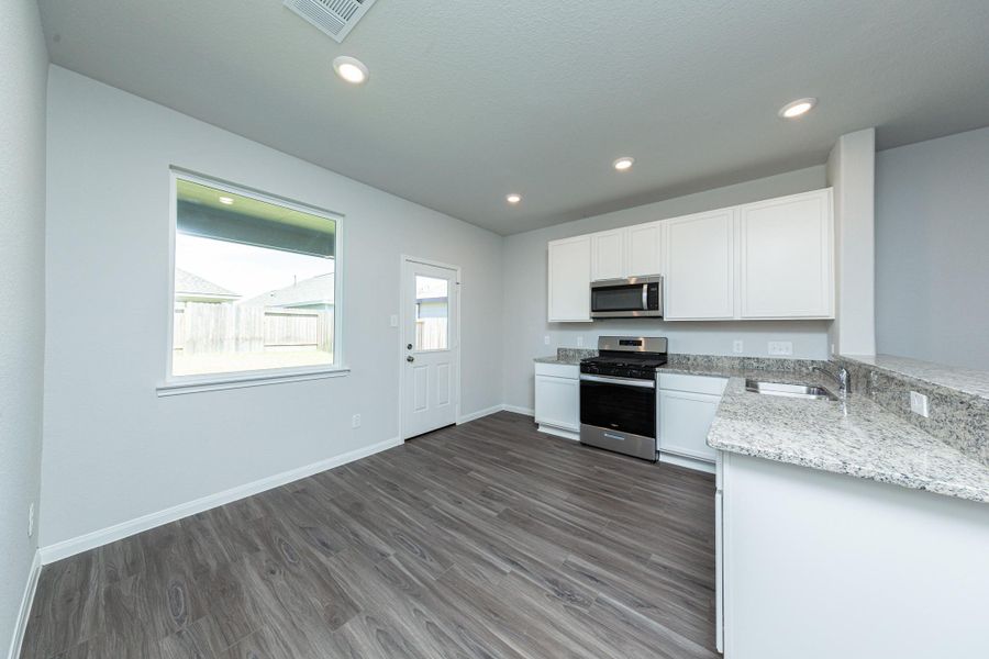 Image 16 of a home in Cliffstone Hills. Image 16 of a home in Cliffstone Hills.