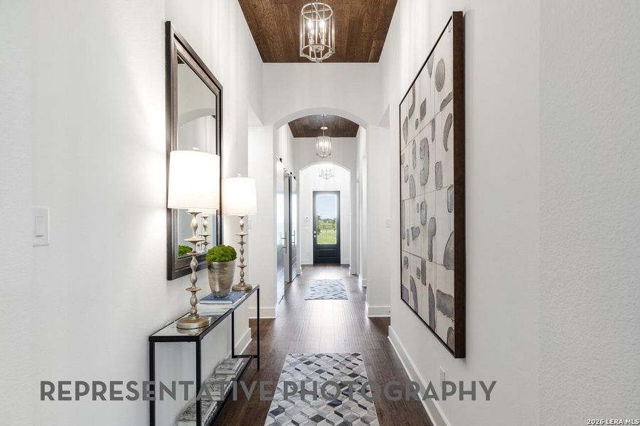 Furnished interior view inside a new home in La Cima, San Marcos (Image 26).