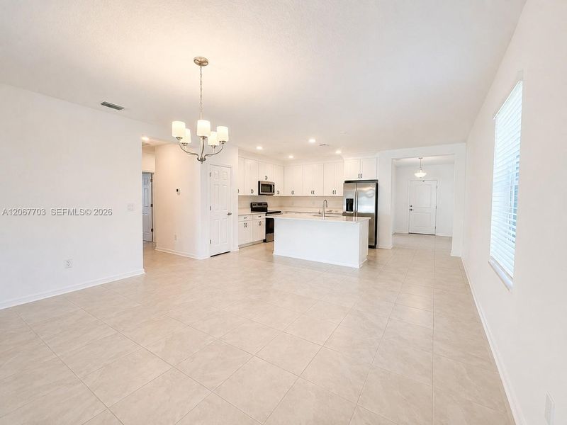 Spacious, unfurnished interior of a new home in Summerwoods, Parrish (Image 20).