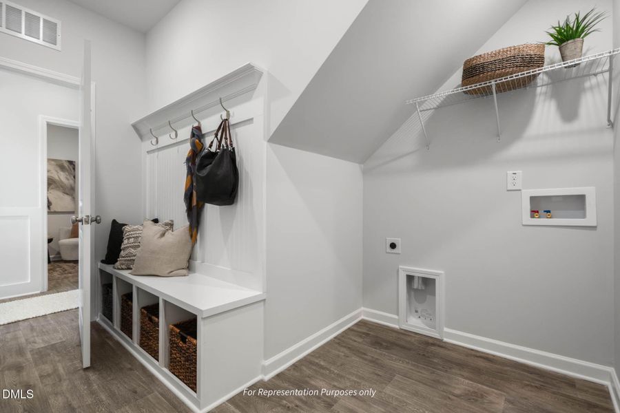 Guilford Furnished w_ messy kitchen -33