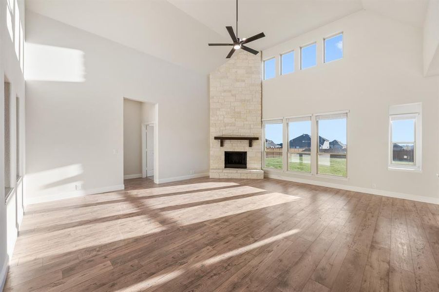 Spacious, unfurnished interior of a new home in Coyote Crossing, Godley (Image 19). Spacious, unfurnished interior of a new home in Coyote Crossing, Godley (Image 19).