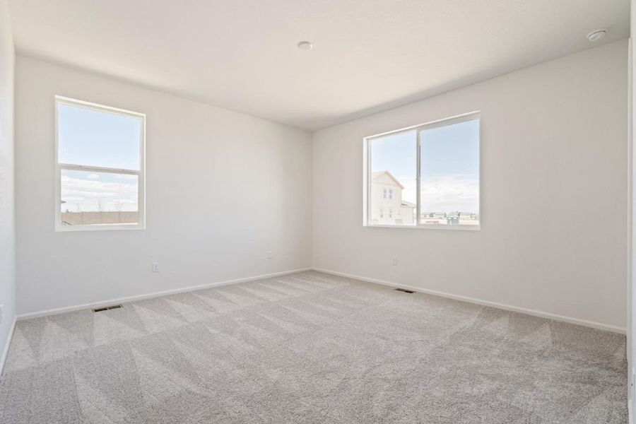 Spacious, unfurnished interior of a new home in Bennett Crossing Reserve, Bennett (Image 21).