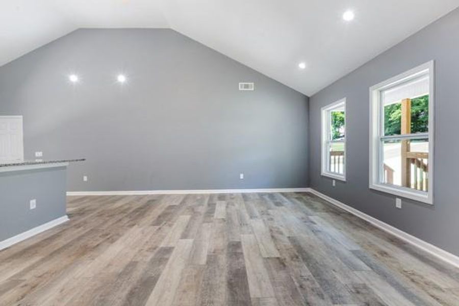 Spacious, unfurnished interior of a new home in , Carrollton (Image 15).