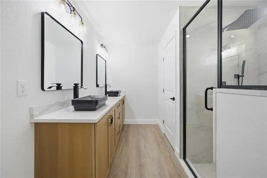 Furnished interior view inside a new home in , Ocala (Image 14).