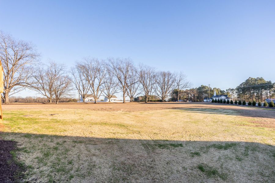 Natural landscape and outdoor views near Berea Farms in Four Oaks (Image 32).