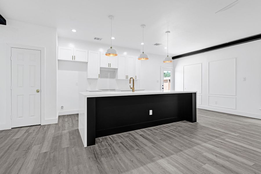 Image 29 of a home in .