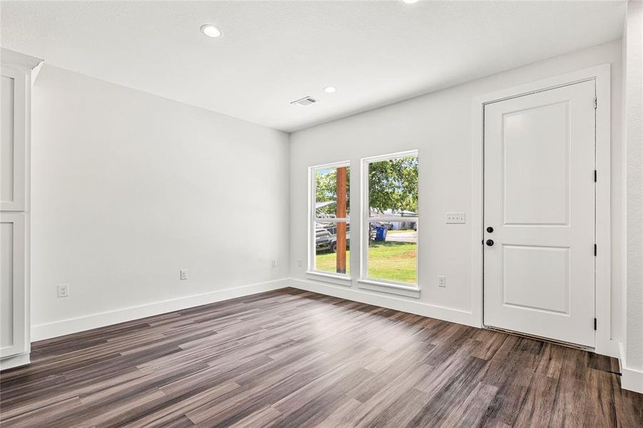 Spacious, unfurnished interior of a new home in , Whitesboro (Image 13). Spacious, unfurnished interior of a new home in , Whitesboro (Image 13).