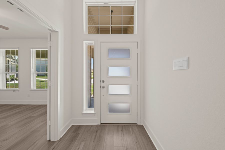 Spacious, unfurnished interior of a new home in Liberty Oaks, Waco (Image 10).
