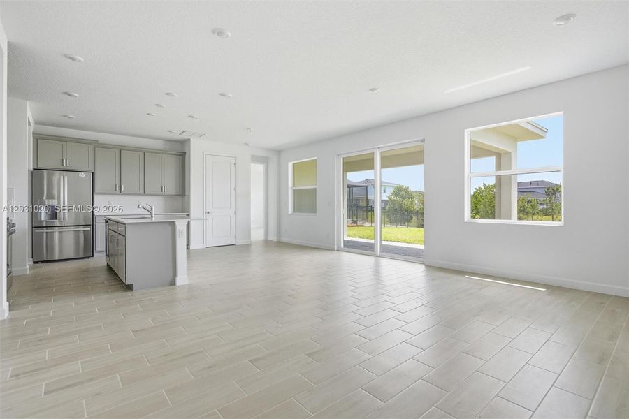Spacious, unfurnished interior of a new home in Arden, Loxahatchee (Image 19).