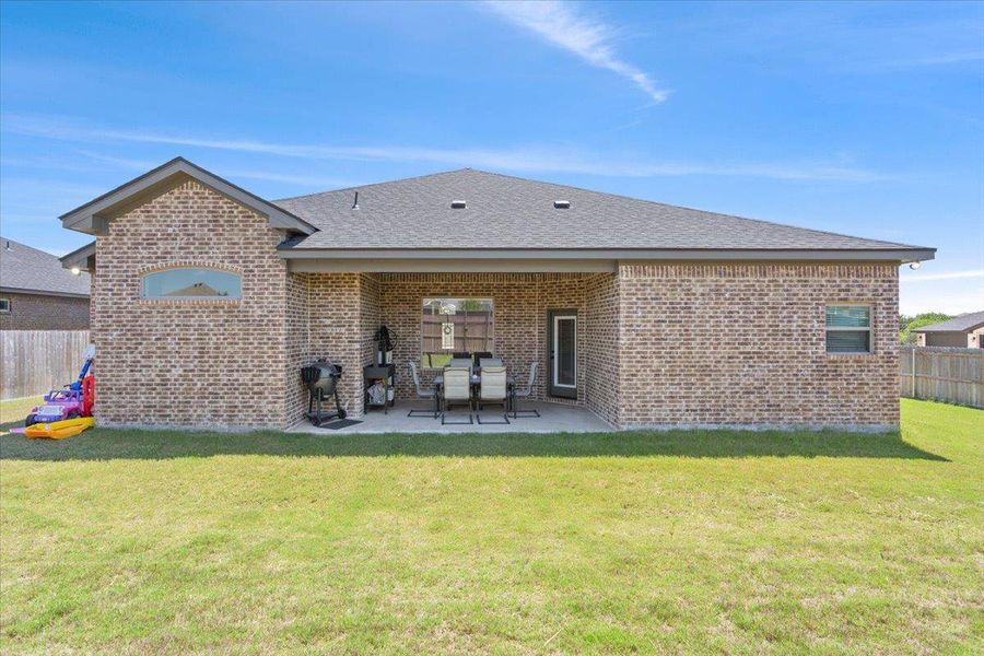 Exterior details and patio area of a home in , Belton (Image 3).