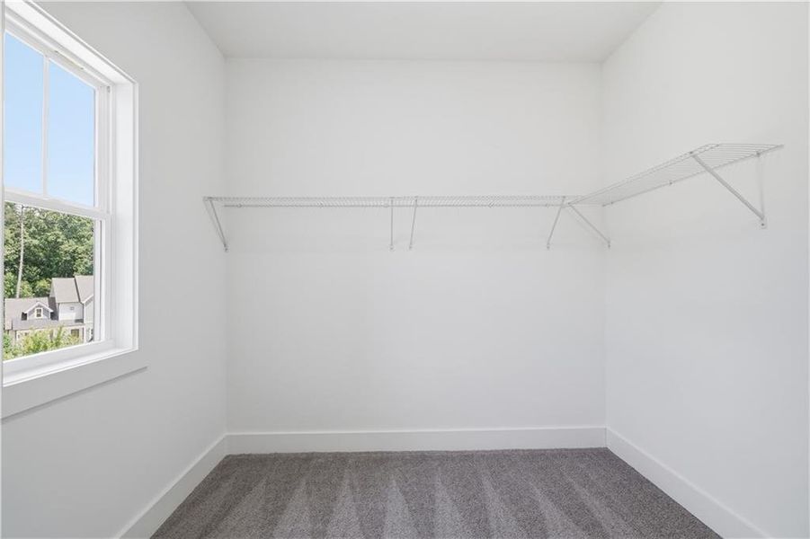 Spacious, unfurnished interior of a new home in , Jefferson (Image 60).