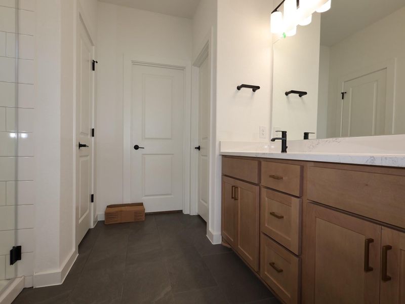 Furnished interior view inside a new home in Barksdale, Leander (Image 9).