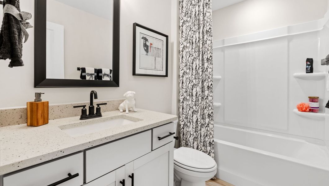 Furnished interior view inside a new home in Campbell Ridge, Piedmont (Image 25).