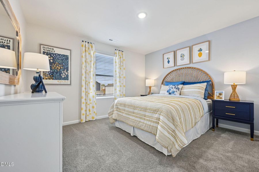 23-web-or-mls-Raleigh - River Glen - 74