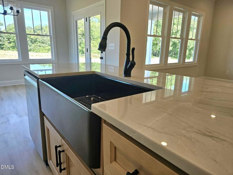 6425 Elevation Road-56