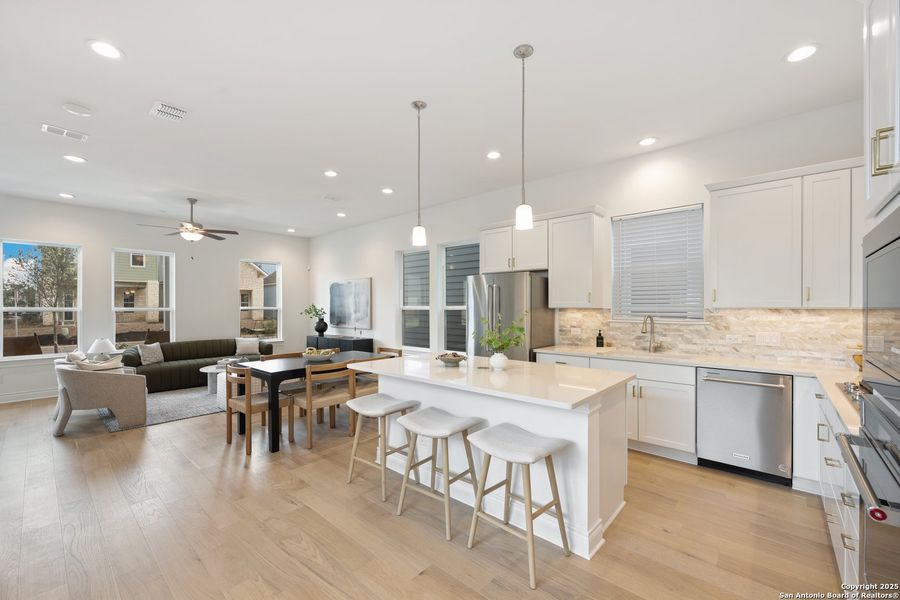 Furnished interior view inside a new home in Town Creek, New Braunfels (Image 9).