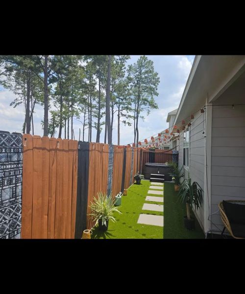 Exterior details and patio area of a home in Imperial Heights, Houston (Image 23). Exterior details and patio area of a home in Imperial Heights, Houston (Image 23).